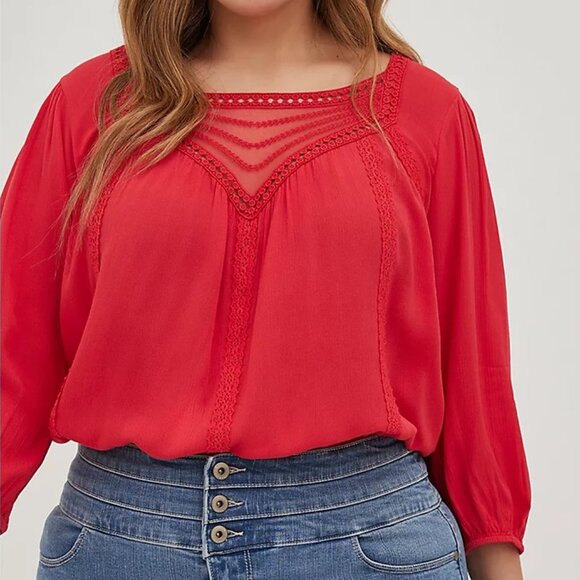 NWT size 0X Torrid Gauze Red Embroidered And Crochet Trim Top - Picture 1 of 3